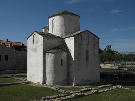 Nin: Heilig-Kreuz-Kirche
