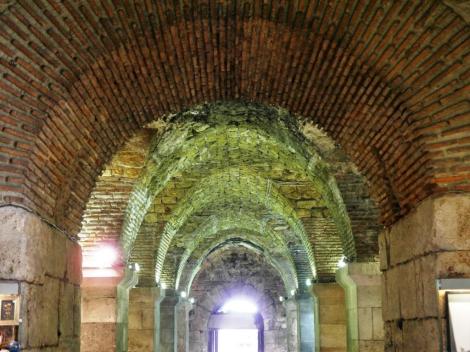 Split: Diokletianspalast - Vestibül Unterbau (2016)