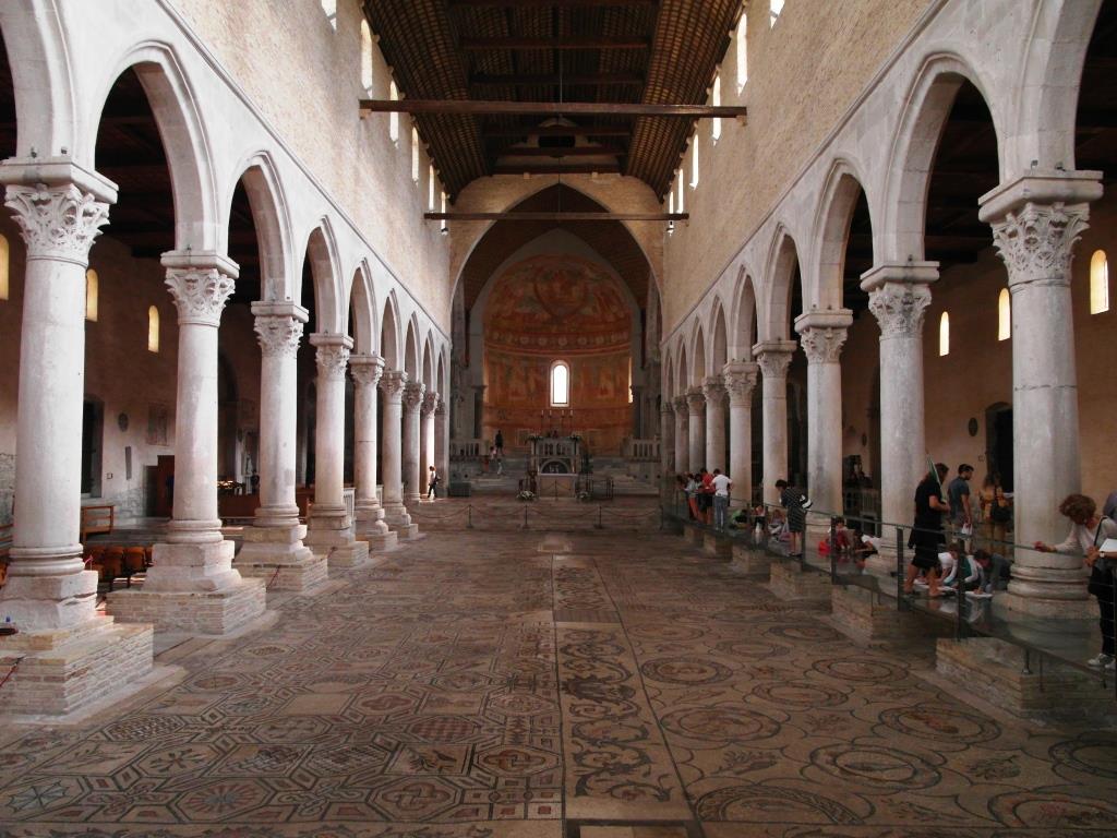 Aquileia: Dom (2017)