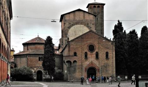 Kirchenkomplex Santo Stefano: Heiliggrabkirche und Kruzifixkirche (2017)