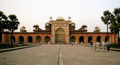Sikandra: Akbar-Mausoleum (2000)
