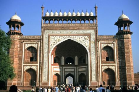 Agra: Taj Mahal - Torbau (2000)