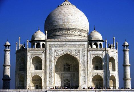Agra: Taj Mahal (2000)