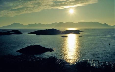 Lofoten: Landschaft bei Henningsvaer (1998)