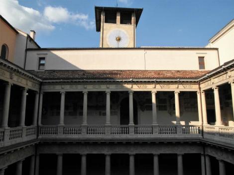 Palazzo del Bo = Universität: Innenhof (2017)