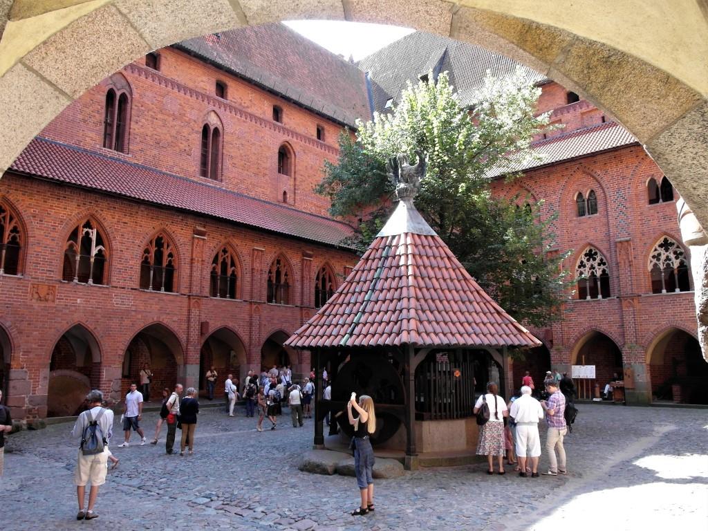 Bild der Marienburg, Malbork - Kreuzgang des Hochschlosses