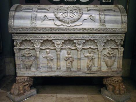 Dom: Barbatianus-Sarkophag (2017)