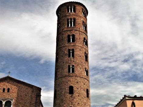 Sant' Apollinare Nuovo: Campanile (2017)