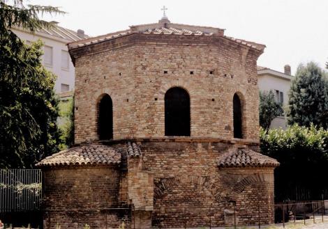 Baptisterium der Arianer (1988)