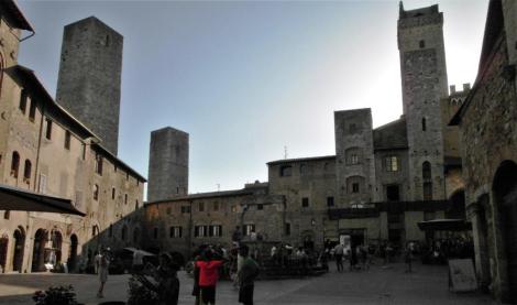 Piazza della Cisterna (2017)