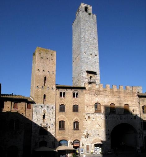 Domplatz: Alter Palazzo del Podesta (2017)