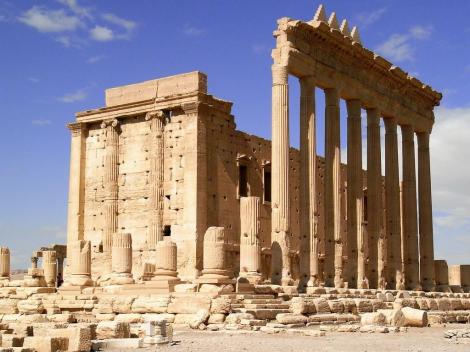 Baal-Tempel: Podiumtempel mit Cella von außen (2008)