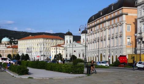 Gebäude an der Uferstraße (2017)