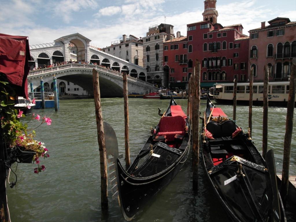 Canal Grande: Blick zur Rialtobrücke (2017)