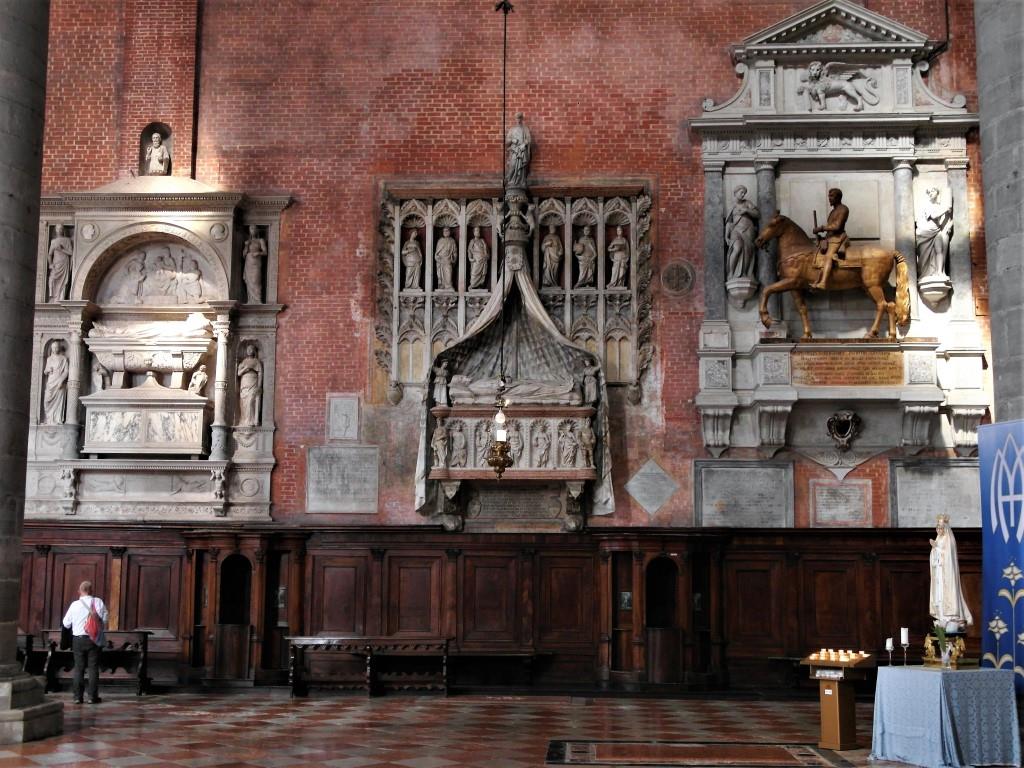 Kirche San Giovanni e Paolo: Dogengrabmäler [Mitte Grabmal von Tommaso Mocenigo] (2017)