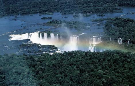 Iguaçu-Fälle von oben: Teufelsrachen (2003)