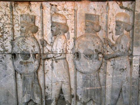Persepolis: Apadana - Relief an der Osttreppe - Lanzenträger, abwechselnd Perser und Meder (2007)