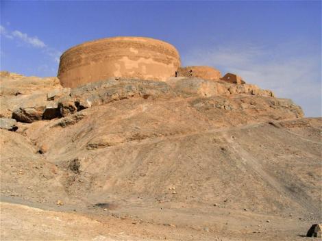 Yazd: Zoroastrier-Friedhof - Turm des Schweigens (2007)