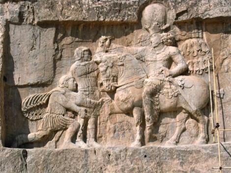 Naksch i Rustam: Sassanidenrelief "Triumph Schahpurs I. über die römischen Kaiser" (2007)