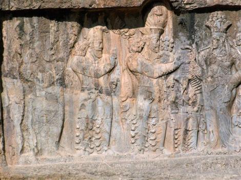 Naksch i Rustam: Sassanidenrelief "Investitur König Narsehs" (2007)
