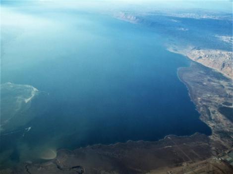 Totes Meer und Jordanmündung [unten] von oben (2006)