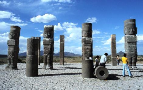 Tula: Morgenstern-Pyramide - Atlanten (1980)