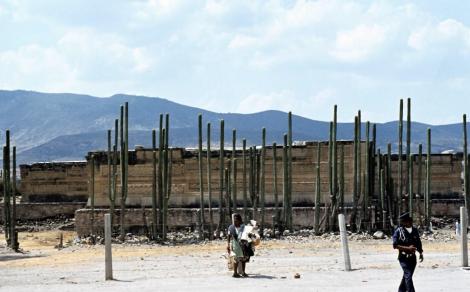 Mitla: Palast der Säulengruppe (1980)