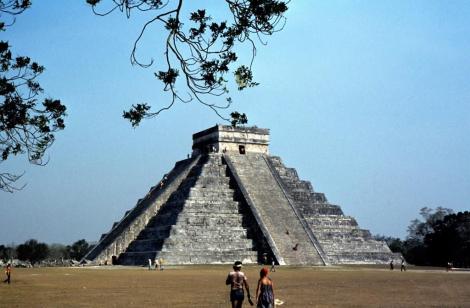 Chichen-Itza: Kukulkanpyramide [El Castillo] (1980)