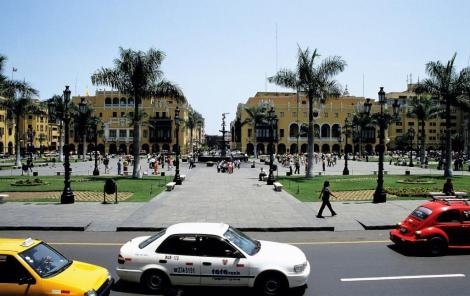 Lima: Plaza Mayor (2005)