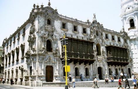 Lima: Plaza Mayor - Erzbischöfliches Palais (2005)