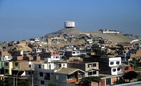 Lima: Barriada (2005)