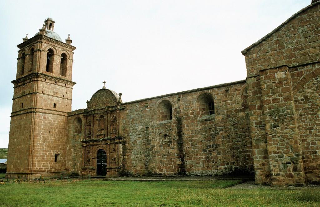 Pomata: Dominikanerkirche (2005)