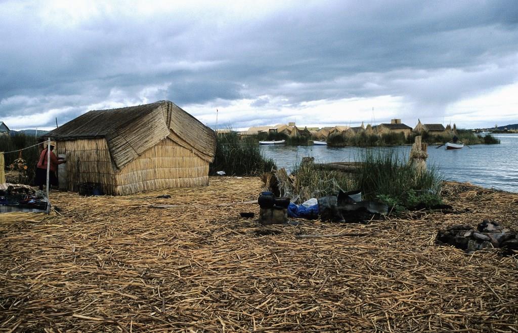 Titicacasee: schwimmende Schilfinseln im Kleinen Titicacasee (2005)