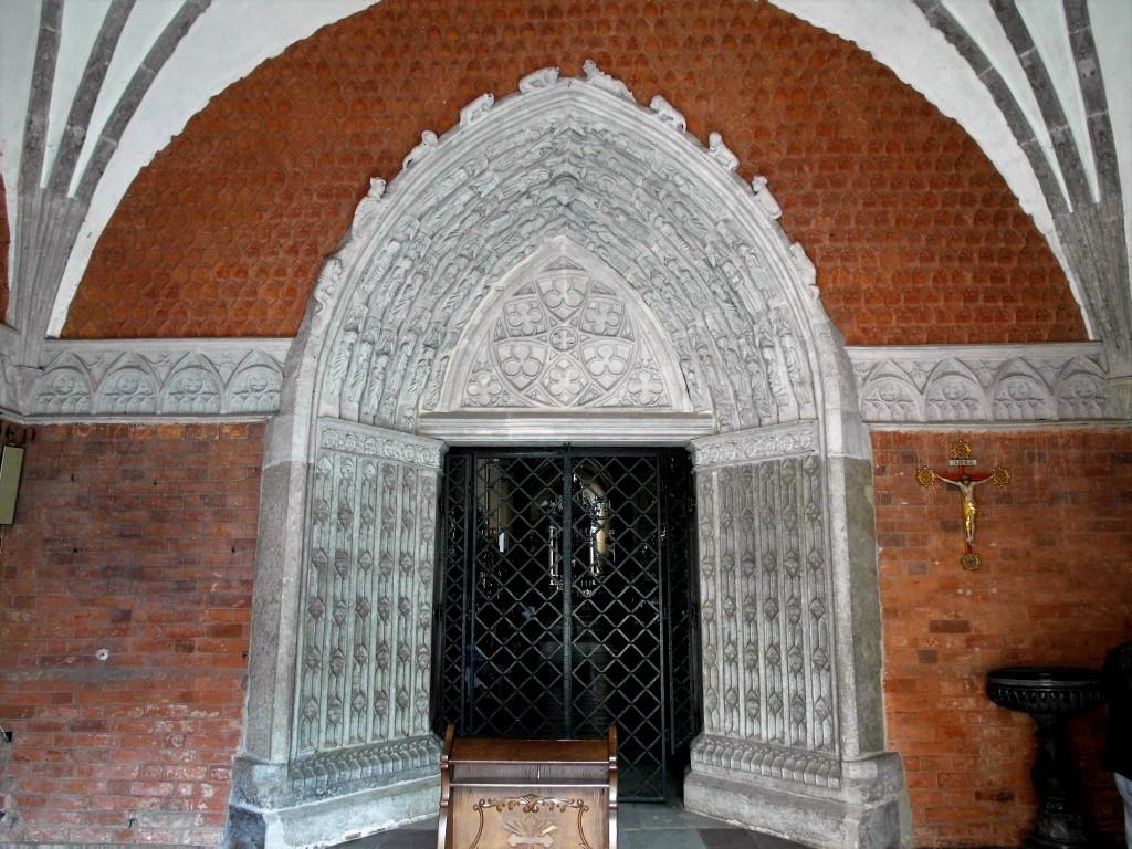Frauenburg [poln. Frombork]: Dom - Vorhalle (2012)