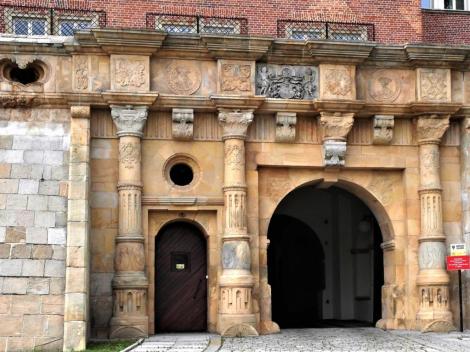 Liegnitz [poln. Legnica]: Schlossportal (2014)