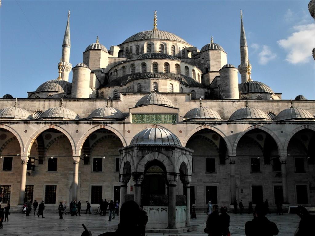 Sultan Ahmed-Moschee [Blaue Moschee]: Hof (2014)