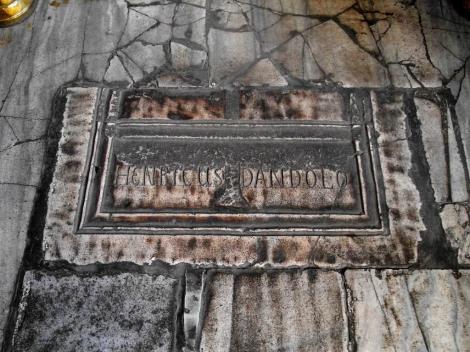 Hagia Sophia: Südgalerie - Grabplatte des venezianischen Dogen Henrico Dandolo (2014)