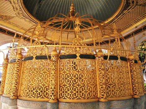 Hagia Sophia: Reinigungsbrunnen Mahmuds I. (2014)