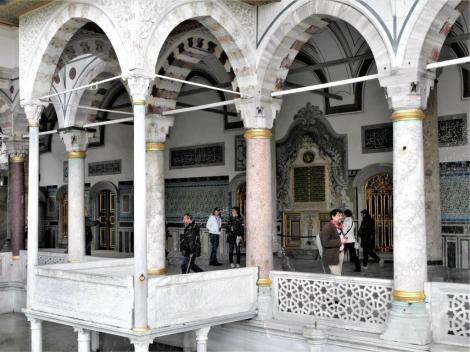 4. Hof: Revan-Pavillon [Eriwan-Pavillon] (2014)