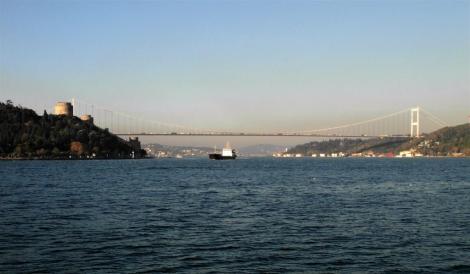 Blick nach Norden zur 2. Bosporusbrücke [Fatihbrücke] (2014)