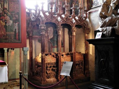 Krakau: Kathedrale - Grabmal von Kasimier IV. in der Heiligkreuzkapelle (2014)