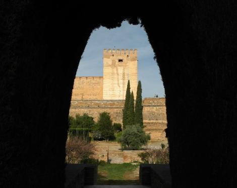 Alhambra: Blick aus dem Machucahof zur Alcazaba (2018)