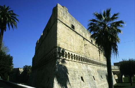 Bari: Kastell (2001)