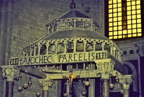 Bari: San Nicola - Ziborium (2001)