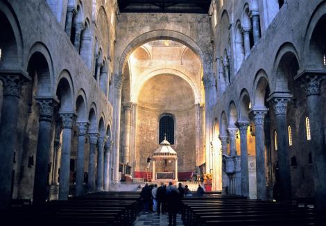 Bari: Kathedrale San Sabino (2001)