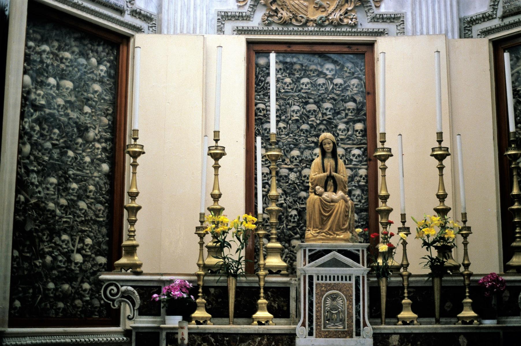 Apul269 Otranto Kathedrale Märtyrerkapelle (2001)