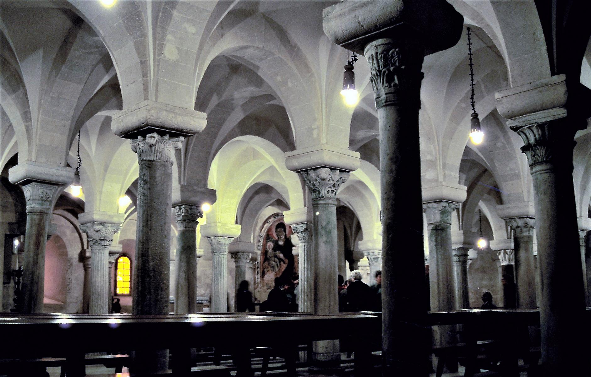 Apul272 Otranto Kathedrale Krypta (2001)