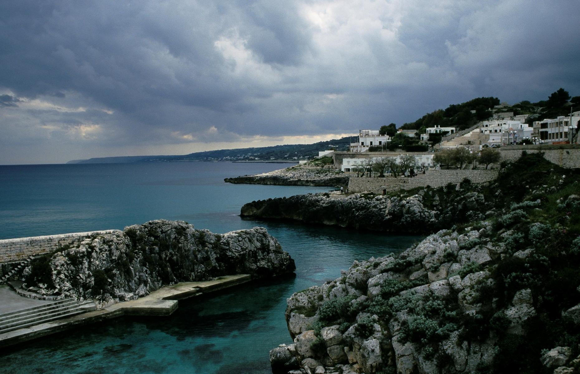 Castro: Adriaküste Südapuliens [südlich von Otranto] (2001)