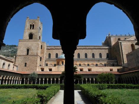 Monreale: Blick aus dem Kreuzgang zum Dom (2018)