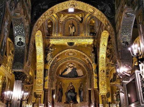 Palermo: Cappella Palatina im Normannenpalast - Hauptapsis, darüber Kuppel (2018)